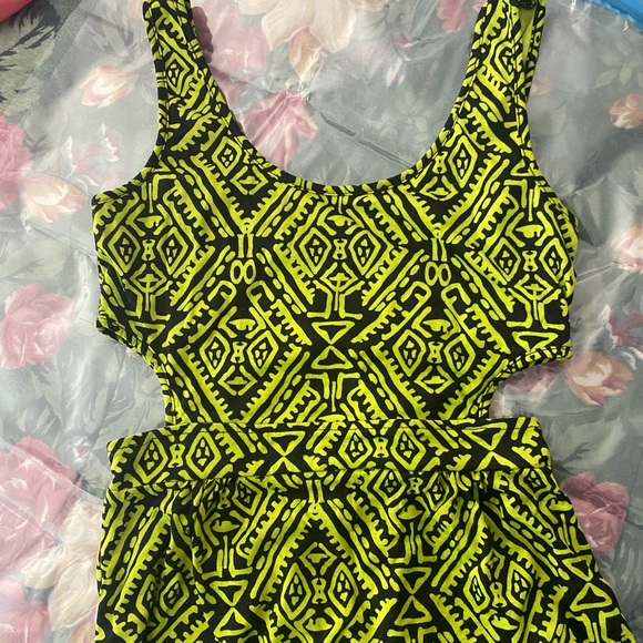 Tribal Print Love Ari dress - Picture 2 of 14